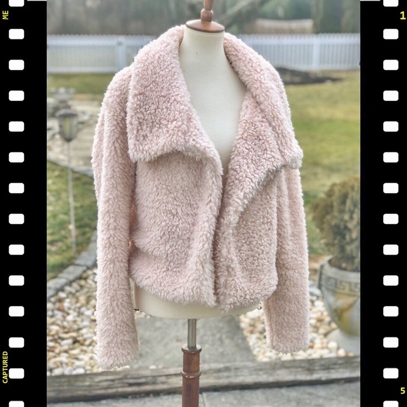Jackets & Blazers - Sherpa, teddy jacket!